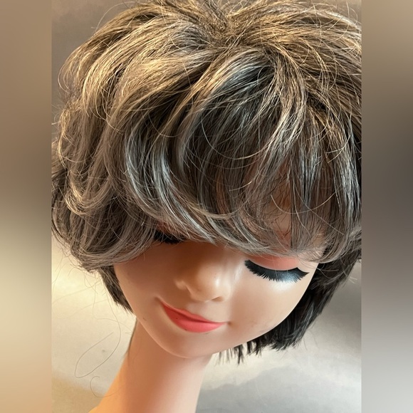 Short Wig Layered Curly Pixie Gray mixed Black color Wig - Picture 7 of 9